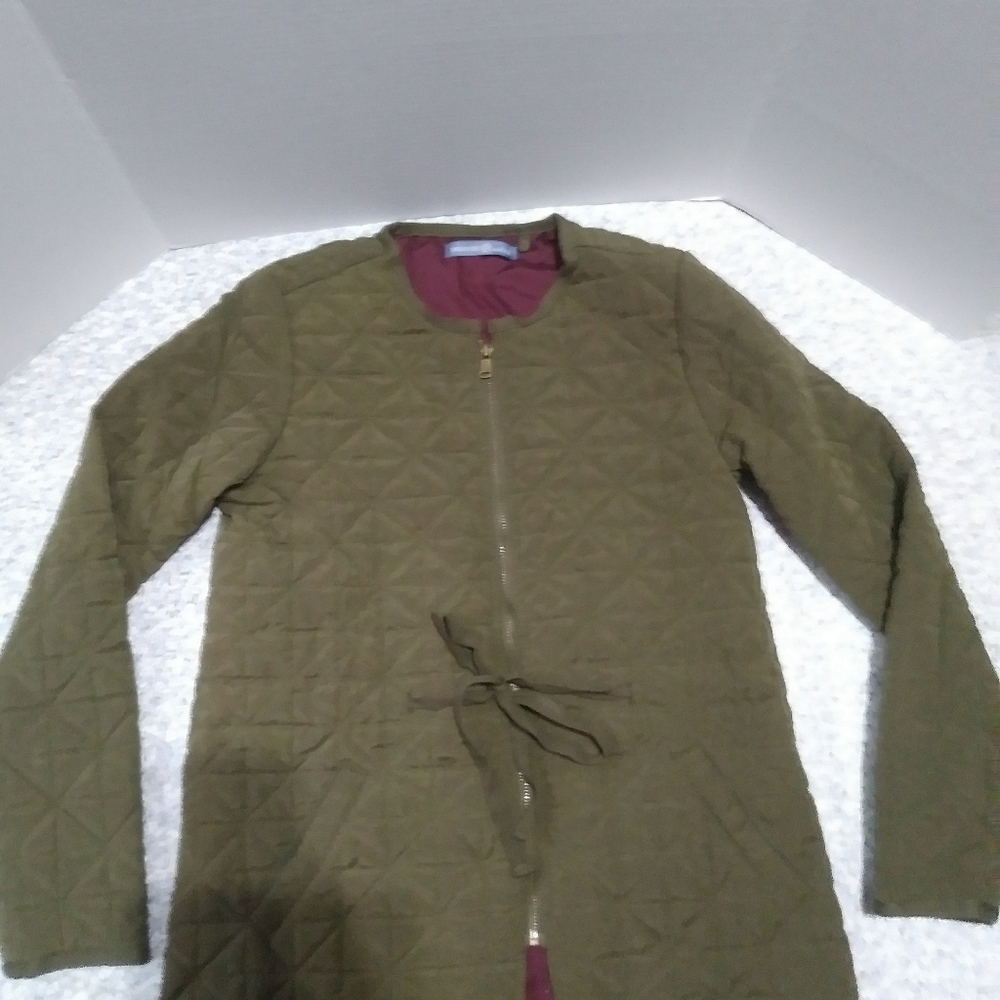 Signature Weekend Jacket - Picture 2 of 8